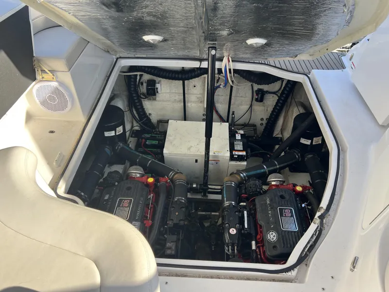 Slide: The Image of Larson Cabrio370 2008 - 36