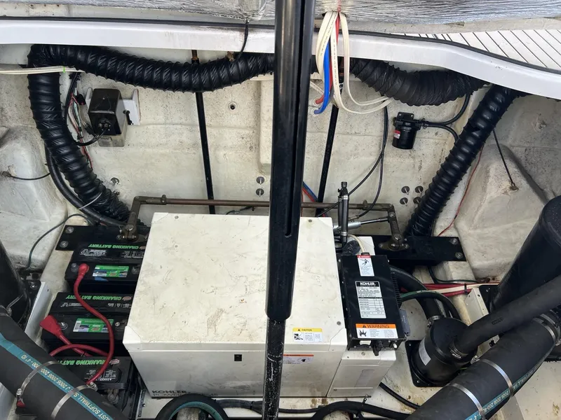 Slide: The Image of Larson Cabrio370 2008 - 39