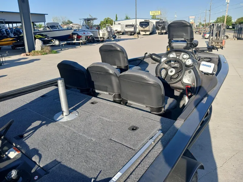 Slide: The Image of Tracker 175 2022 - 6