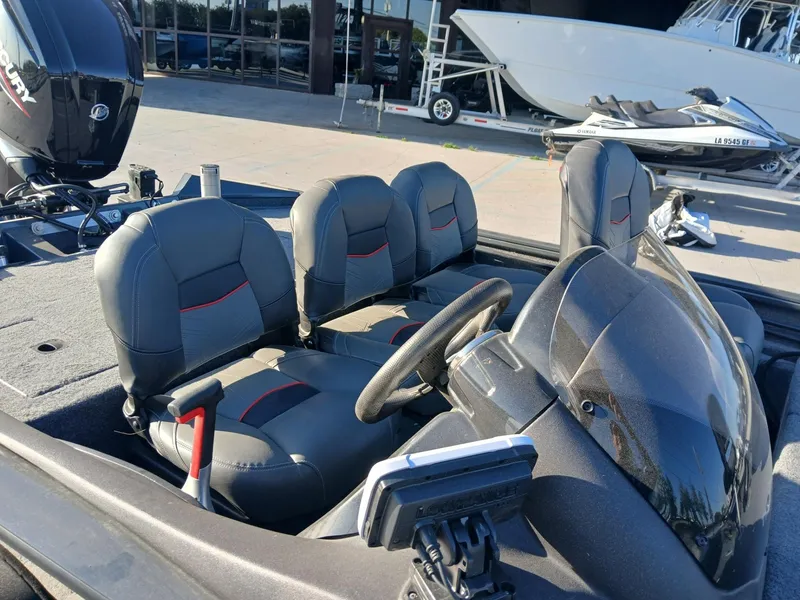 Slide: The Image of Tracker 175 2022 - 7