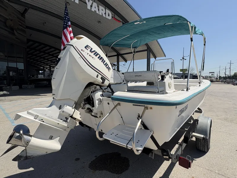 Slide: The Image of Sundance 20 Bay Skiff 2007 - 6