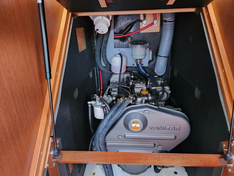 Slide: The Image of Engine compartment of 2013 Beneteau Oceanis 41 sailboat with Yanmar engine. - 47