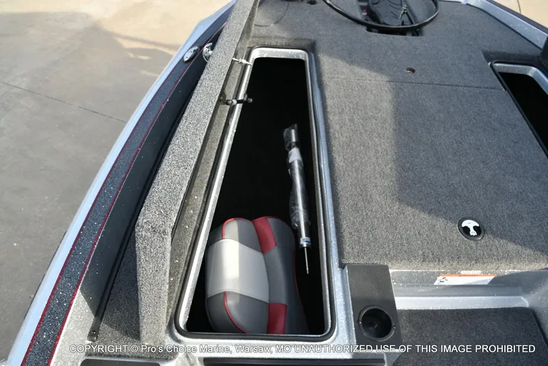 Slide: The Image of Triton 18 TRX w/200 Pro-XS 2024 - 50