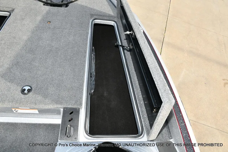 Slide: The Image of Triton 18 TRX w/200 Pro-XS 2024 - 52