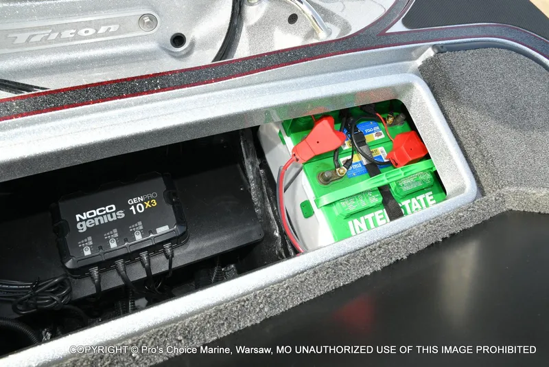 Slide: The Image of Triton 18 TRX w/200 Pro-XS 2024 - 60