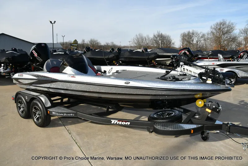 Slide: The Image of Triton 18 TRX w/200 Pro-XS 2024 - 64