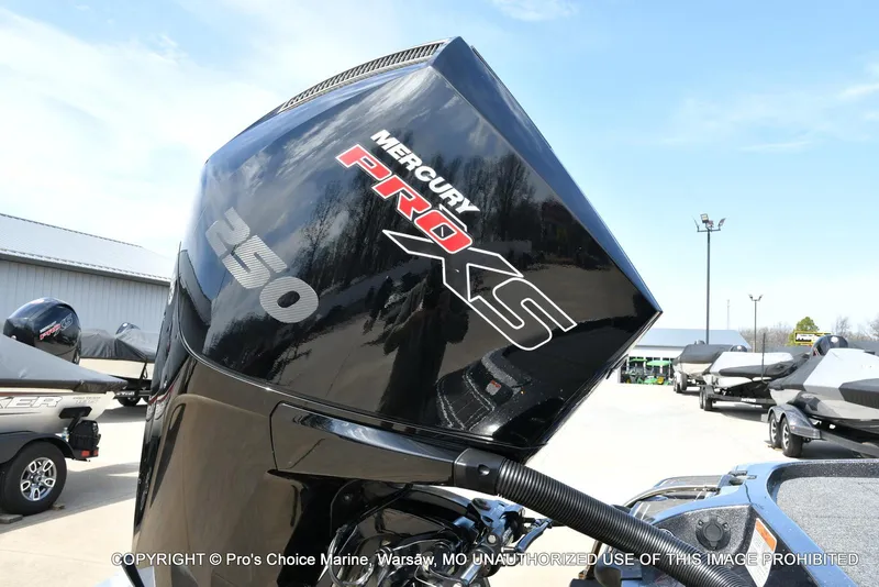 Slide: The Image of Mercury Pro XS 250 engine on 2022 Nitro Z21 XL Pro boat, outdoor display. - 20