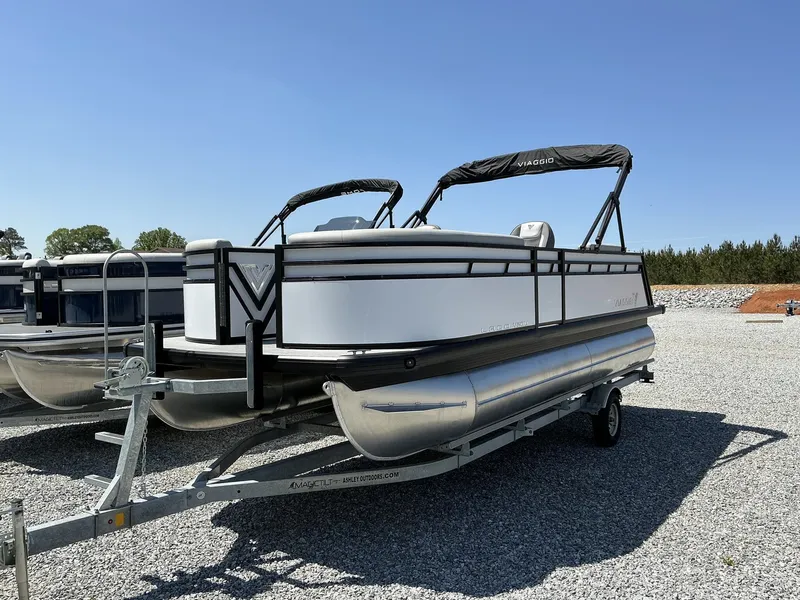 The Image of Viaggio Lago V 20 U 2025 - 1