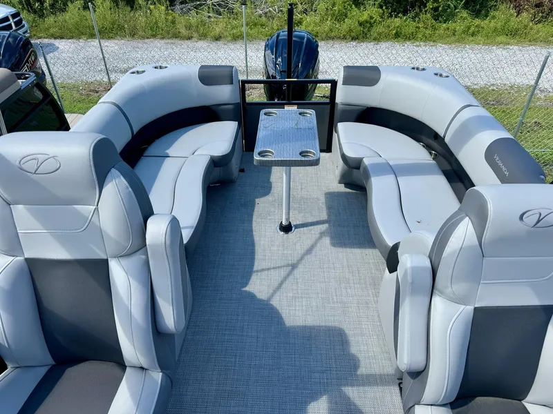 Slide: The Image of Veranda Relax Series 22RC 2025 - 11