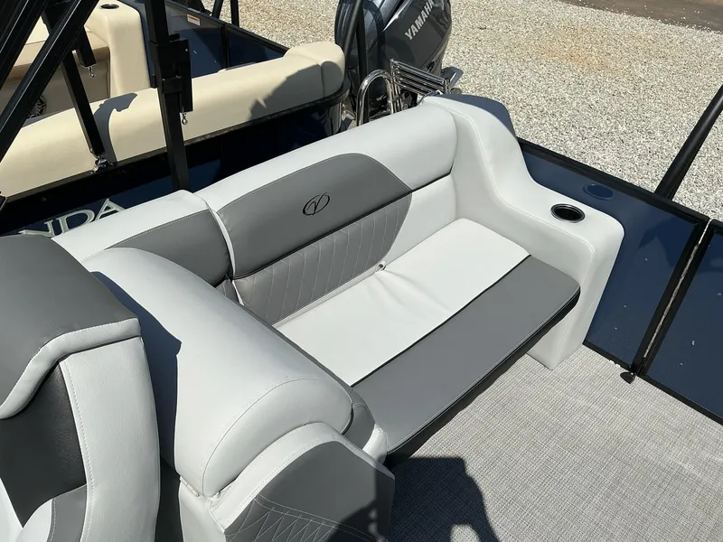 Slide: The Image of Veranda Vista View Series 2025 - 10