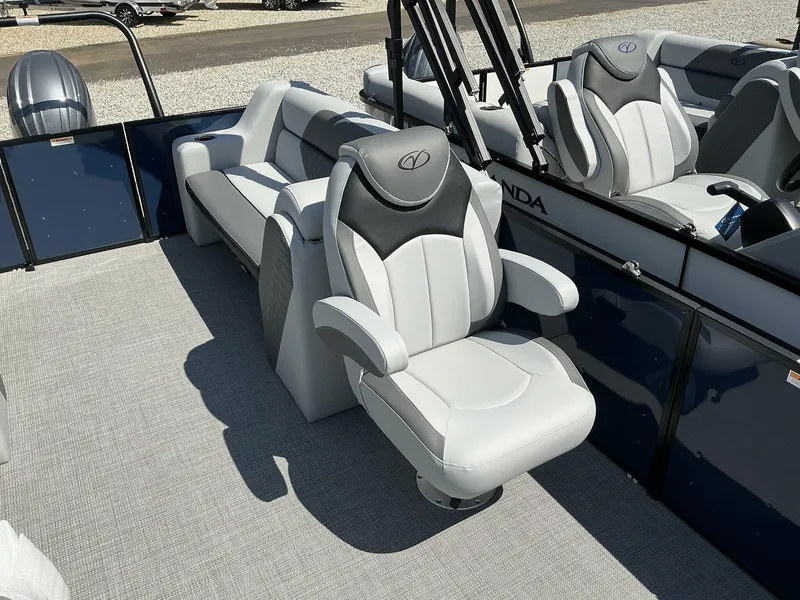 Slide: The Image of Veranda Vista View Series 2025 - 6