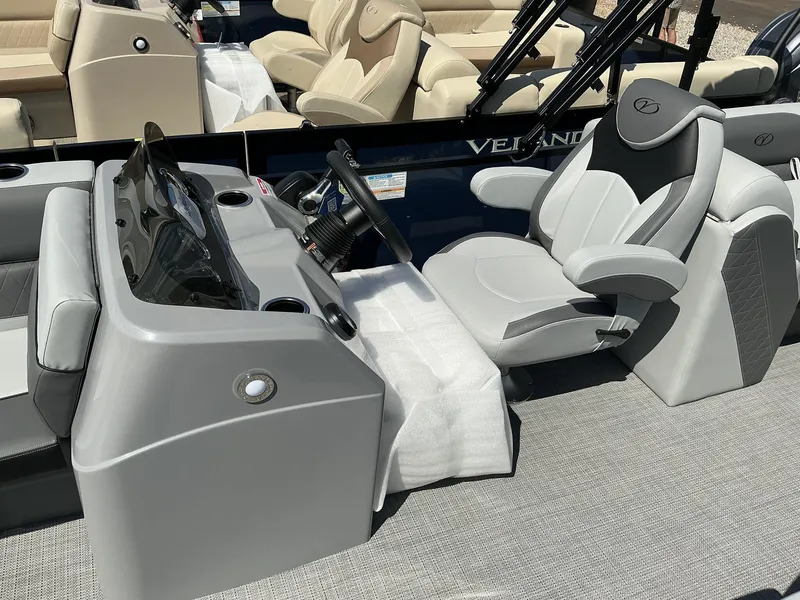 Slide: The Image of Veranda Vista View Series 2025 - 7