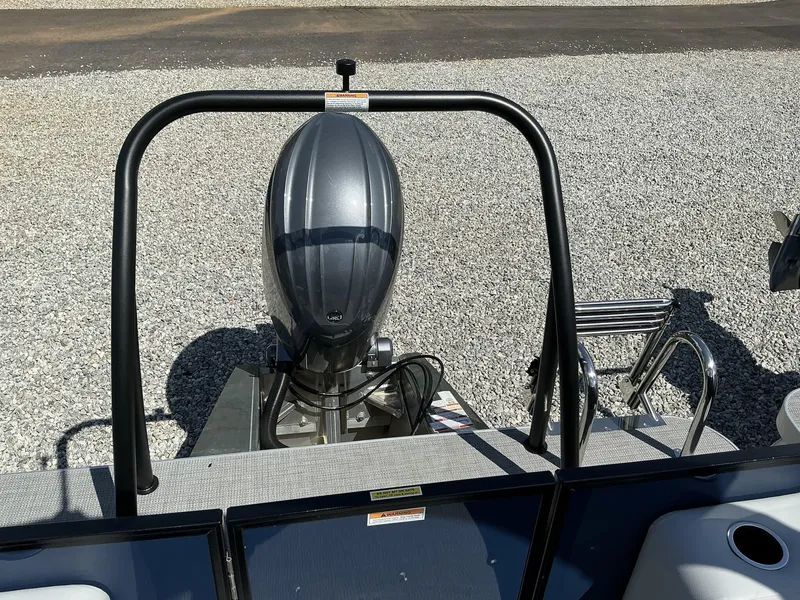 Slide: The Image of Veranda Vista View Series 2025 - 9