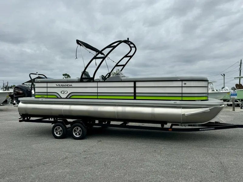 Slide: The Image of Veranda Vista View Series VISTA SPORT 25RC TOWER 2025 - 2