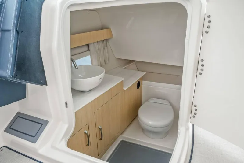 Slide: The Image of Regal 3300 2025 - 14