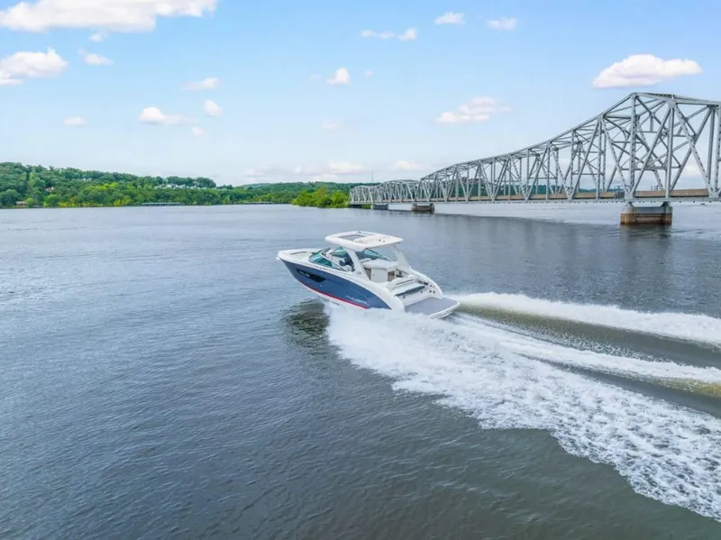 Slide: The Image of Regal 3300 2025 - 3