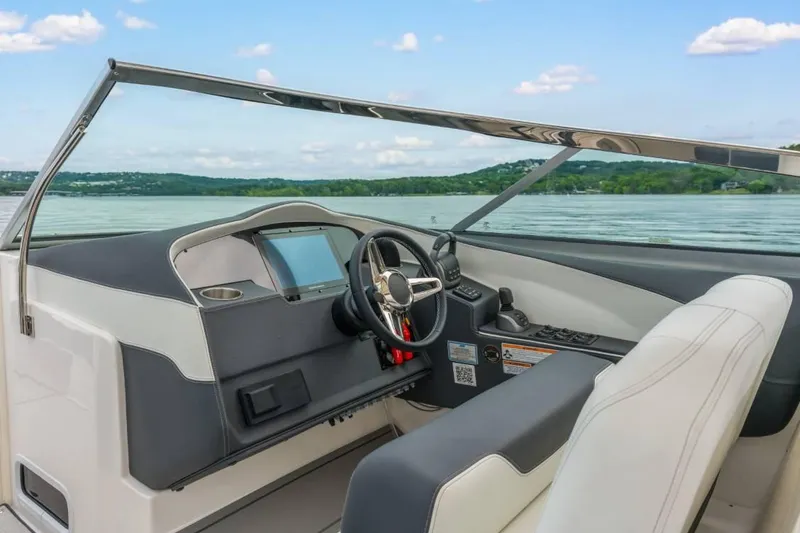 Slide: The Image of Regal 3300 2025 - 4