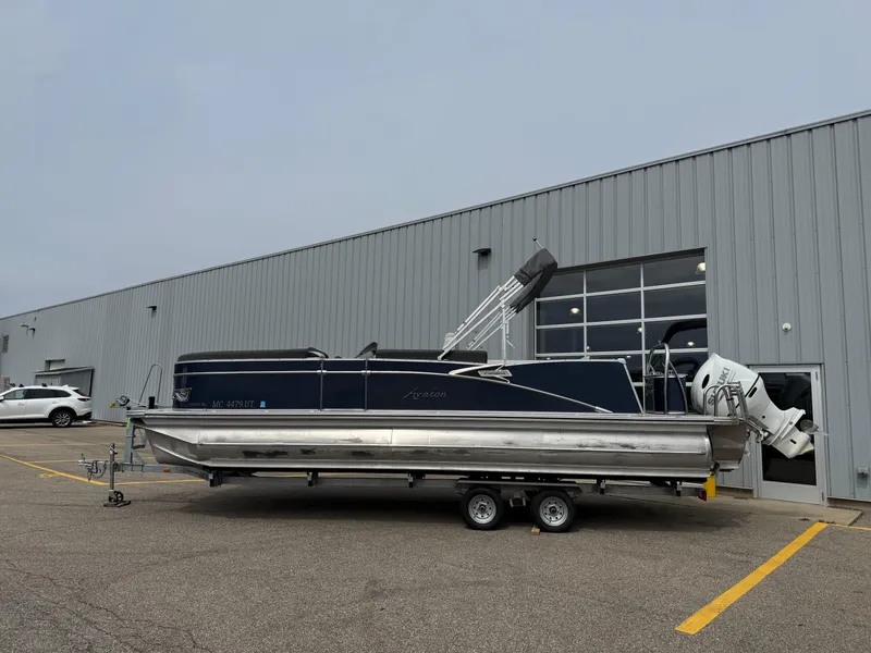 The Image of Avalon Catalina 2022 - 1