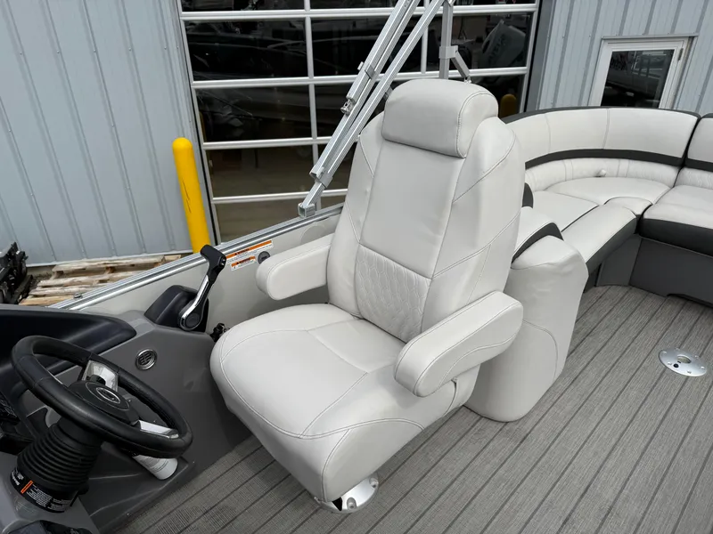 Slide: The Image of Avalon Catalina 2022 - 12