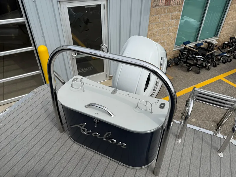 Slide: The Image of Avalon Catalina 2022 - 15