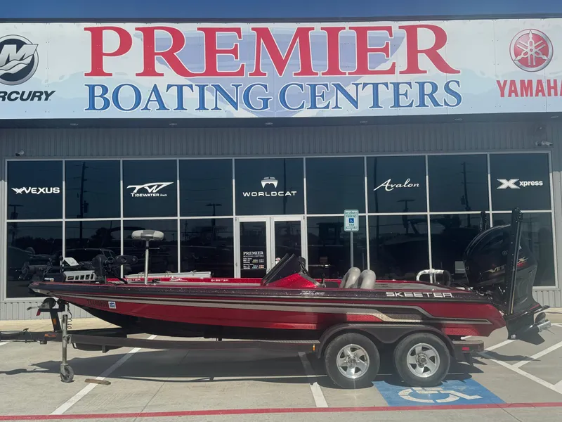 Slide: The Image of Skeeter ZX200 2012 - 1