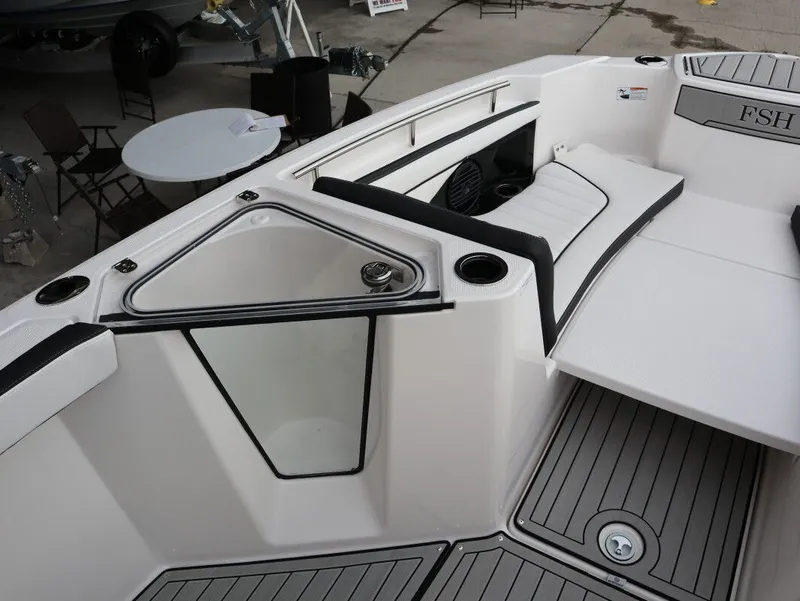 Slide: The Image of Yamaha 255 FSH Sport E 2025 - 11