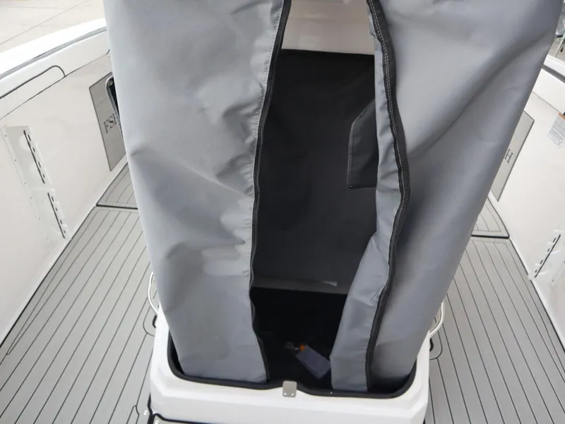 Slide: The Image of Yamaha 255 FSH Sport E 2025 - 22