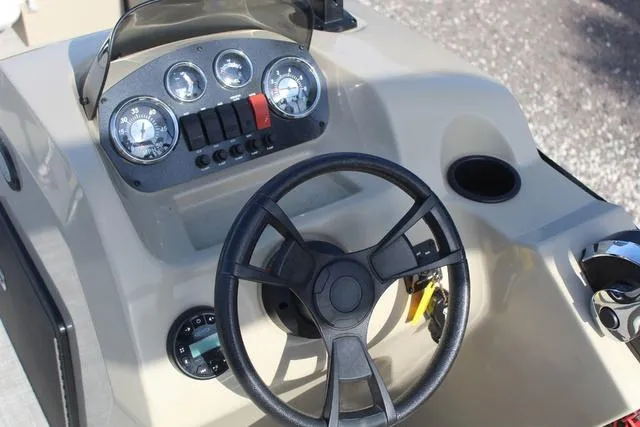 Slide: The Image of Lowe Ultra 182 Fish & Cruise 2022 - 18