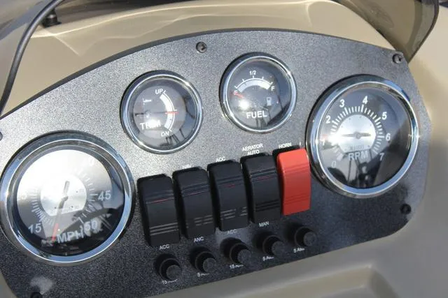 Slide: The Image of Lowe Ultra 182 Fish & Cruise 2022 - 19