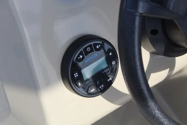 Slide: The Image of Lowe Ultra 182 Fish & Cruise 2022 - 20