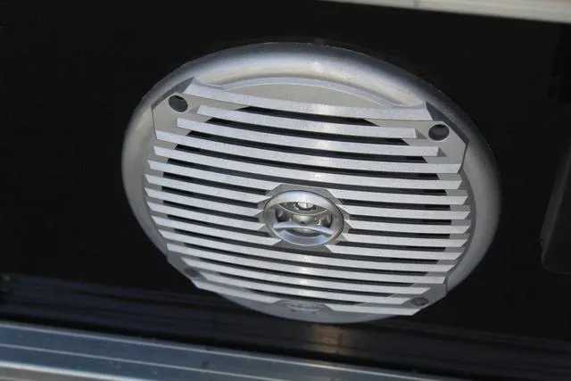 Slide: The Image of Lowe Ultra 182 Fish & Cruise 2022 - 21