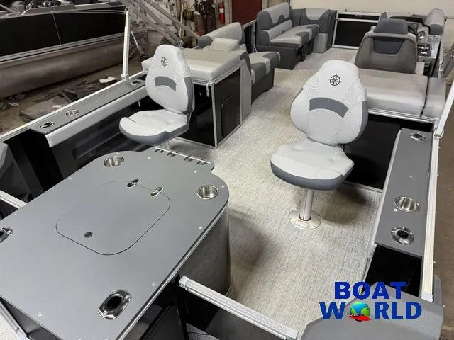 Slide: The Image of Tahoe Geofish 2385 Rear Fish & Honda 4-Stroke EFI 2025 - 34