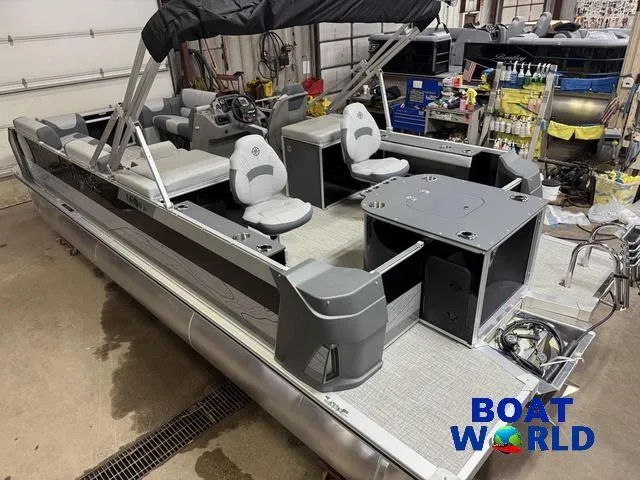 Slide: The Image of Tahoe Geofish 2385 Rear Fish & Honda 4-Stroke EFI 2025 - 52