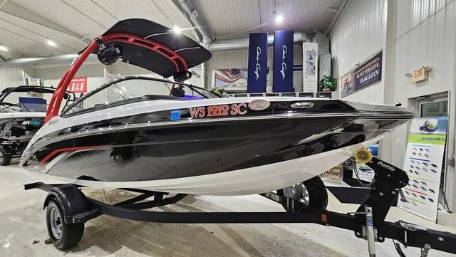 Slide: The Image of Yamaha AR195 2019 - 2