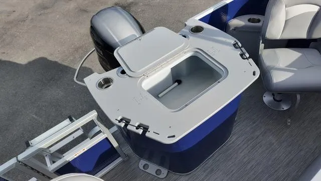 Slide: The Image of Bennington 218 SF 2022 - 18