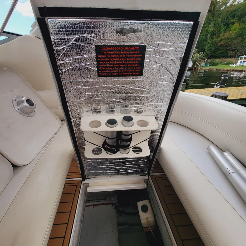 Slide: The Image of Cruisers Yachts 3075 Rogue 1999 - 53