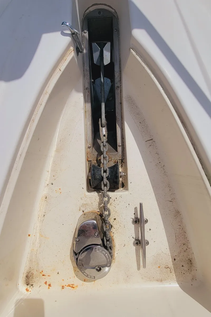 Slide: The Image of Cruisers Yachts 3075 Rogue 1999 - 57