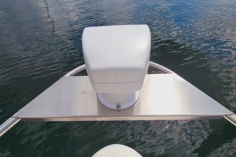 Slide: The Image of Cruisers Yachts 3075 Rogue 1999 - 58