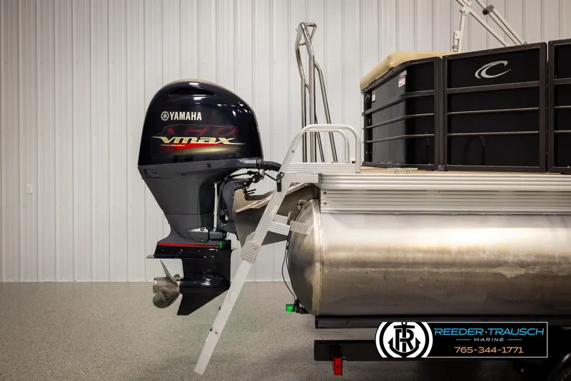 Slide: The Image of 2017 Crest 200 L CPT pontoon boat with Yamaha VMAX outboard motor in a showroom. - 40