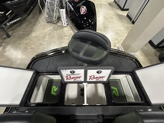 Slide: The Image of Ranger RZ519RC 2025 - 11