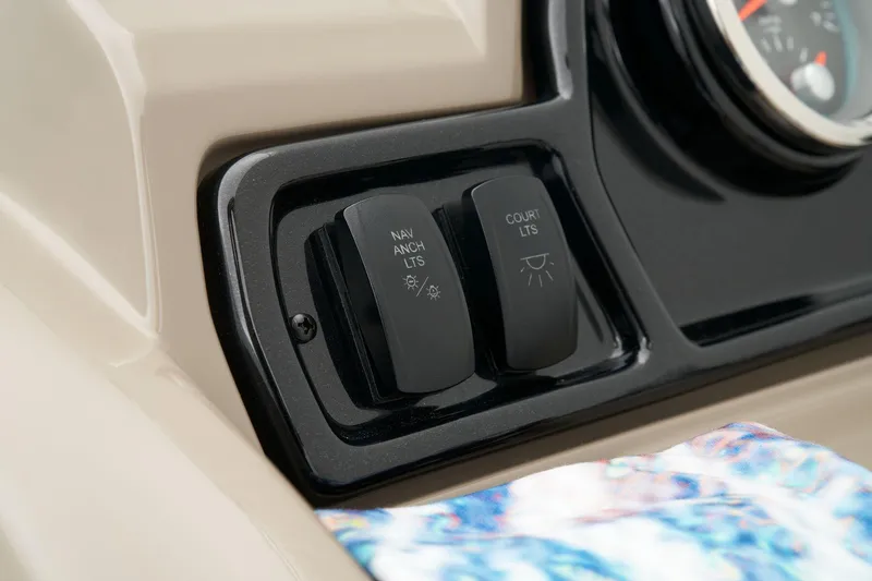 Slide: The Image of Ranger Reata 200C - 20