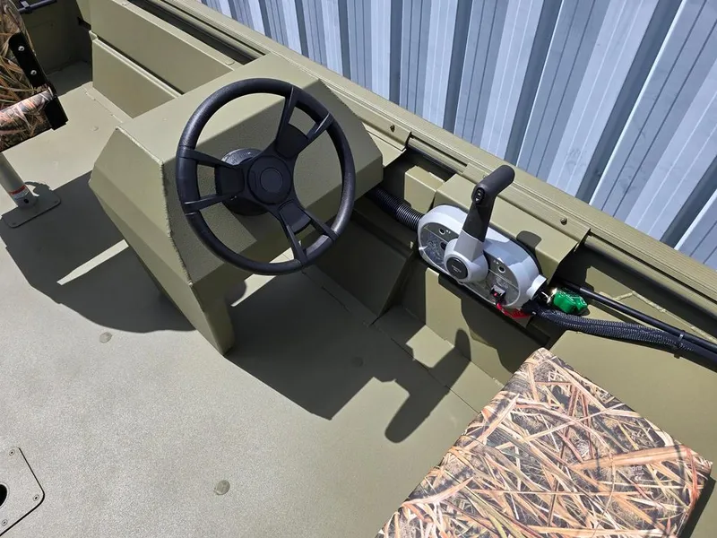 Slide: The Image of Side console steering & controls - 2