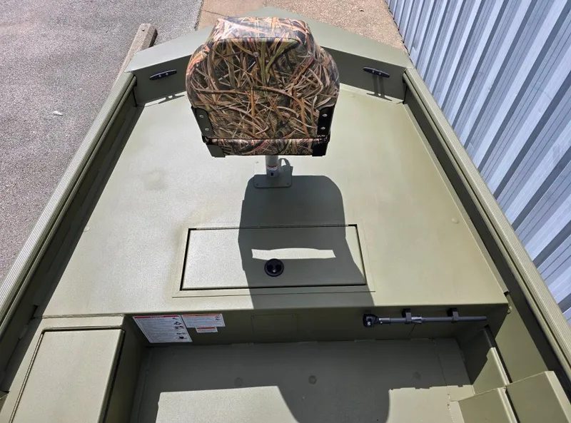 Slide: The Image of Bow casting deck with camo seat and aerated livewell - 4