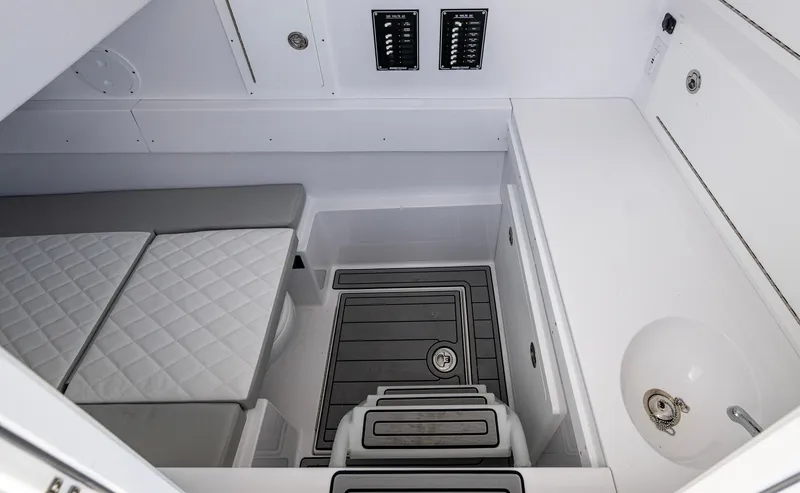 Slide: The Image of Onslow Bay 37TE 2024 - 9