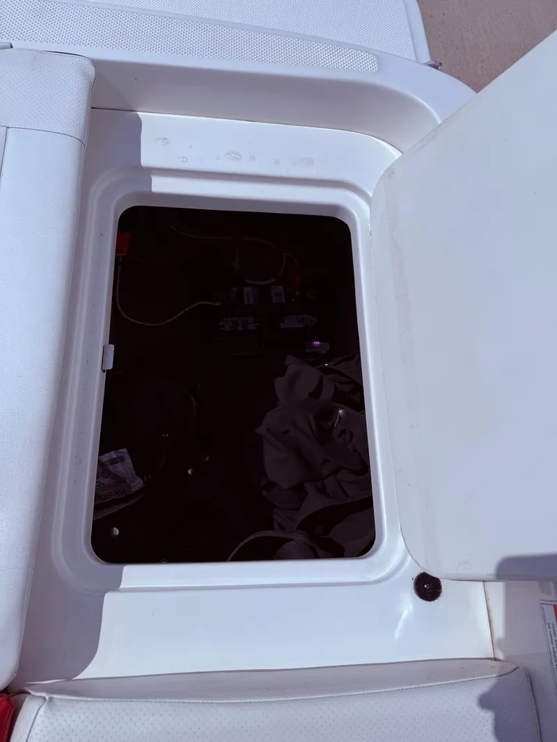 Slide: The Image of Bayliner 185 Bowrider 2013 - 23