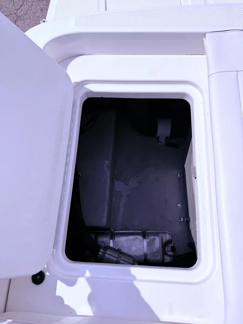 Slide: The Image of Bayliner 185 Bowrider 2013 - 24