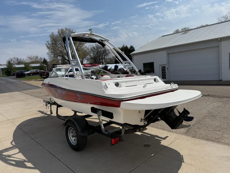 Slide: The Image of Bayliner 185 Bowrider 2013 - 5