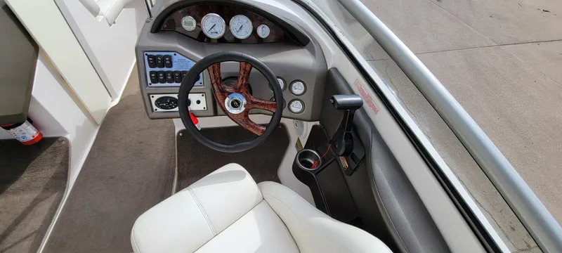 Slide: The Image of Regal REGAL 2000 2005 - 15