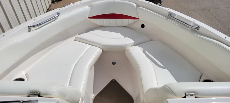 Slide: The Image of Regal REGAL 2000 2005 - 18