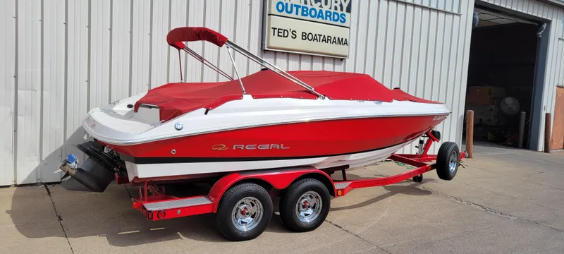 Slide: The Image of Regal REGAL 2000 2005 - 3